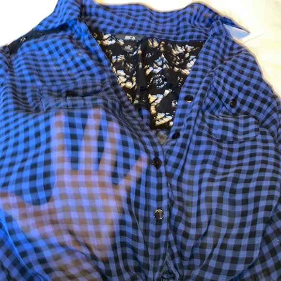 Sheer crop plaid blouse - Picture 7 of 7